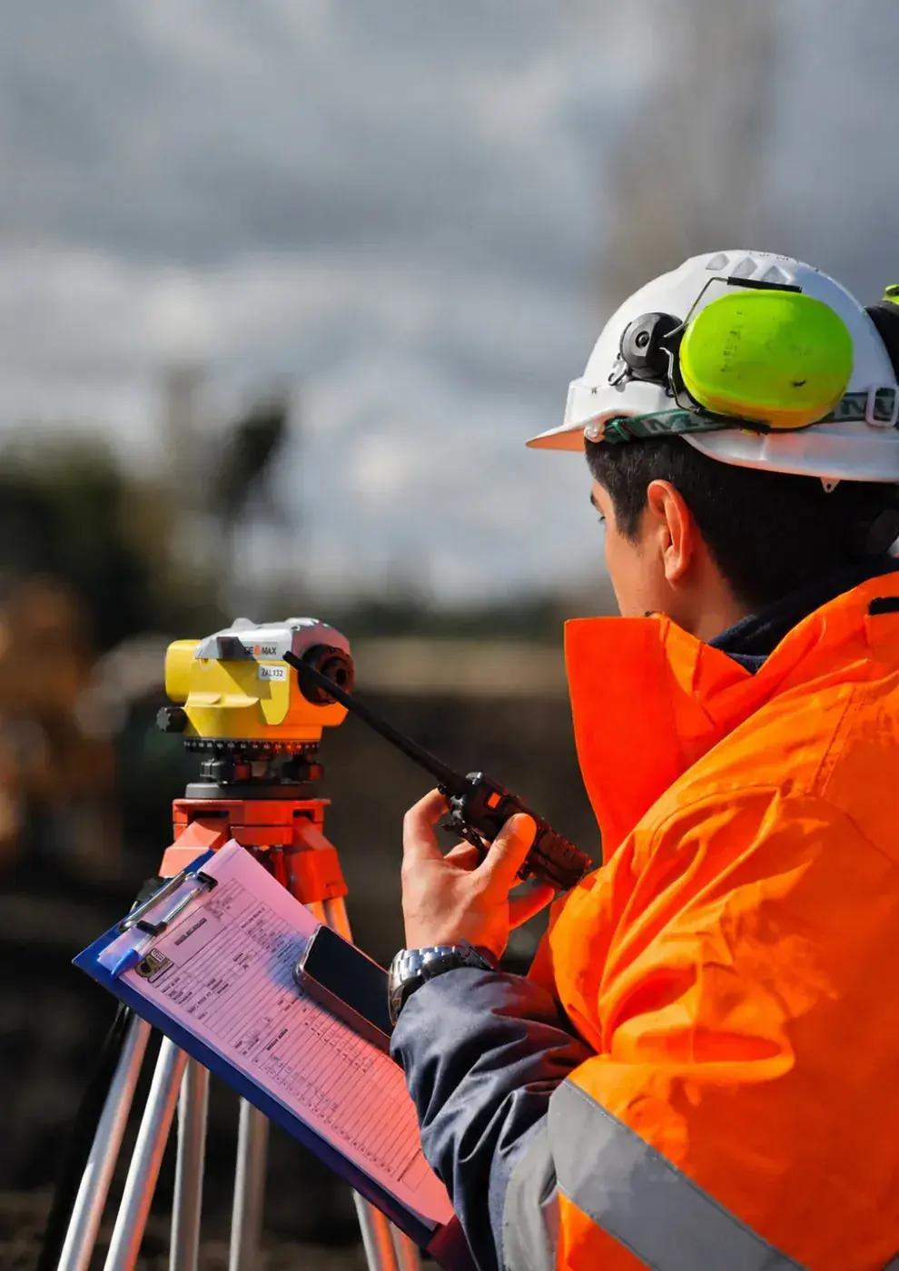 Control topográfico en terreno por AL2 Construcciones